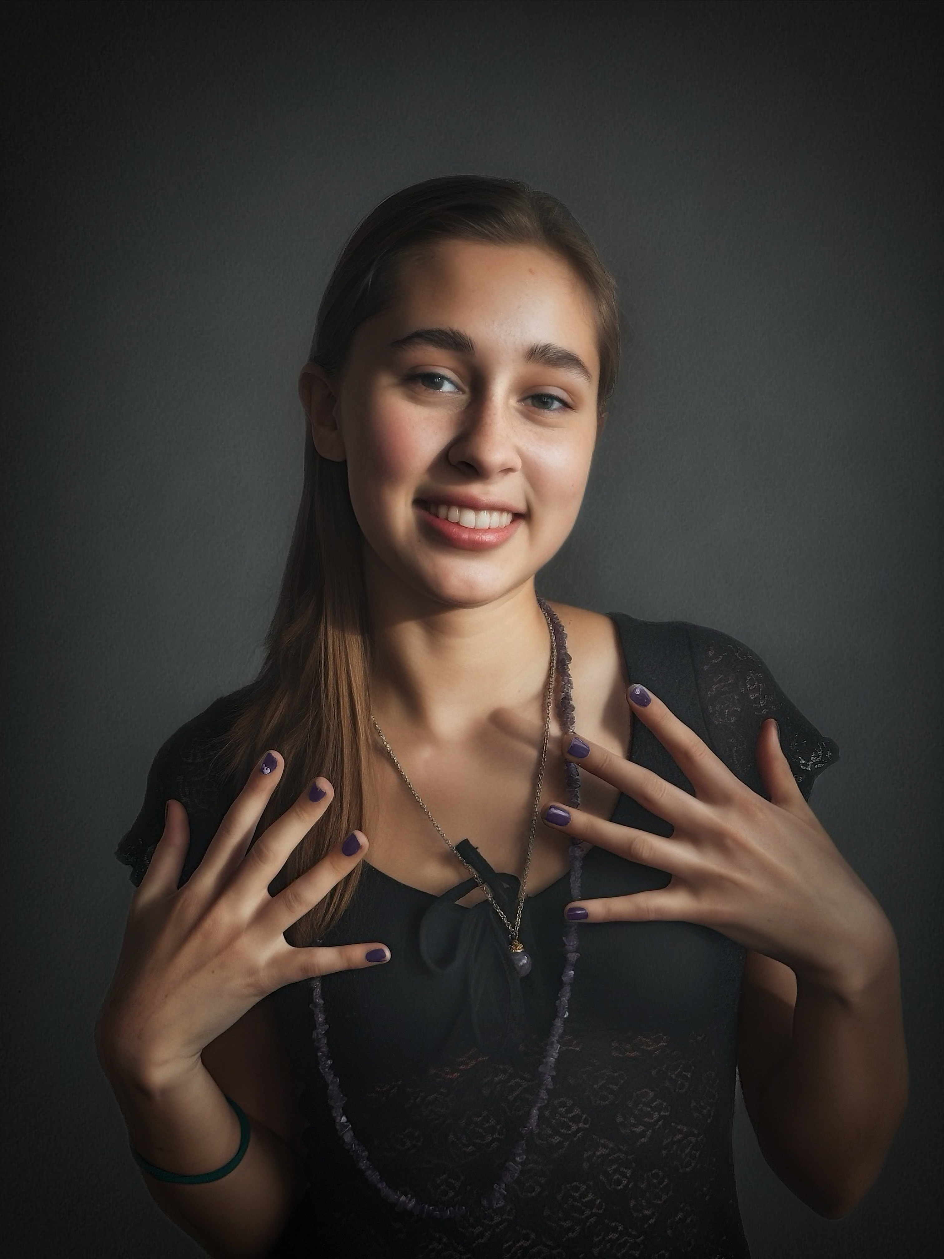 Emma Russell-Parent as Maggie King