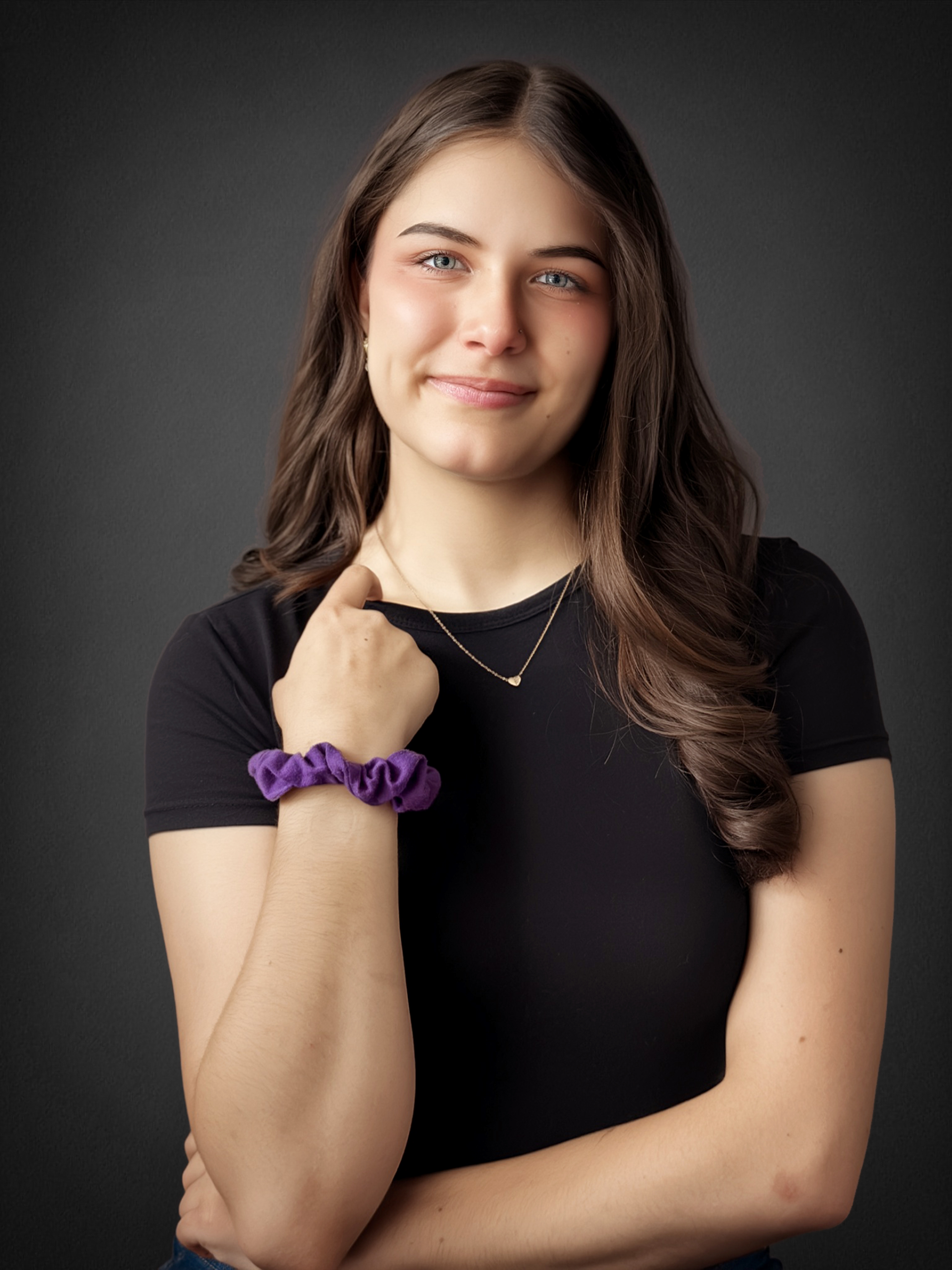 Sofia Buijs as Molly King